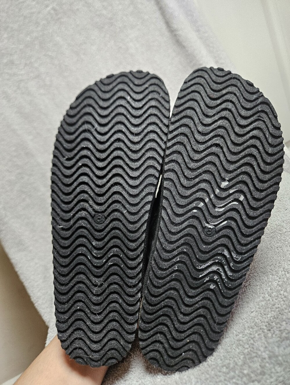 Clogs Size 8 - Picture 5 of 5
